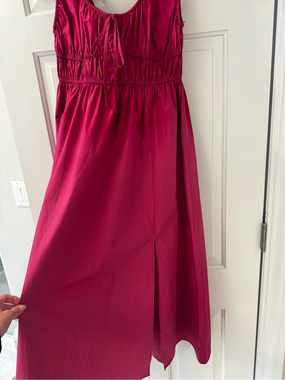 Fuchsia Sleeveless Maxi Dress with Front Slit-En Saison